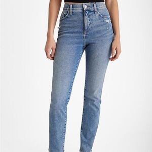 Express High Waisted Medium Wash ‘90s Slim Jean. NWT. Size 2Long